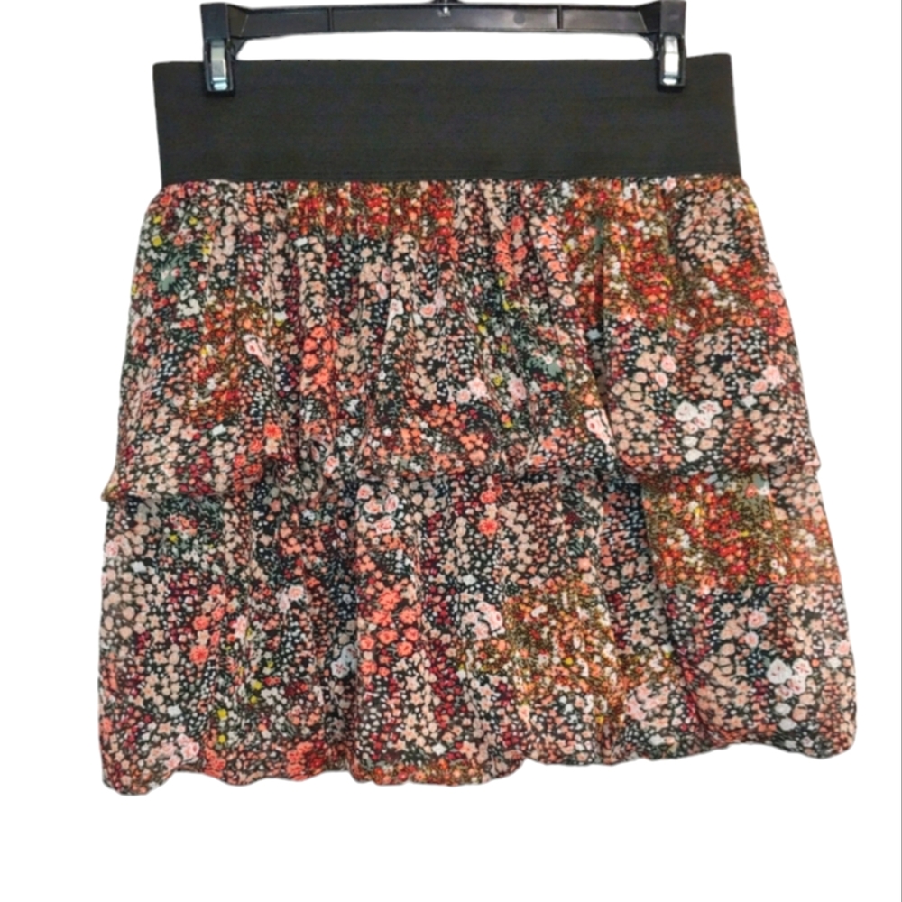 Sensational Collections Pink Floral Mini Skirt Size Large (Fits Like a Medium)